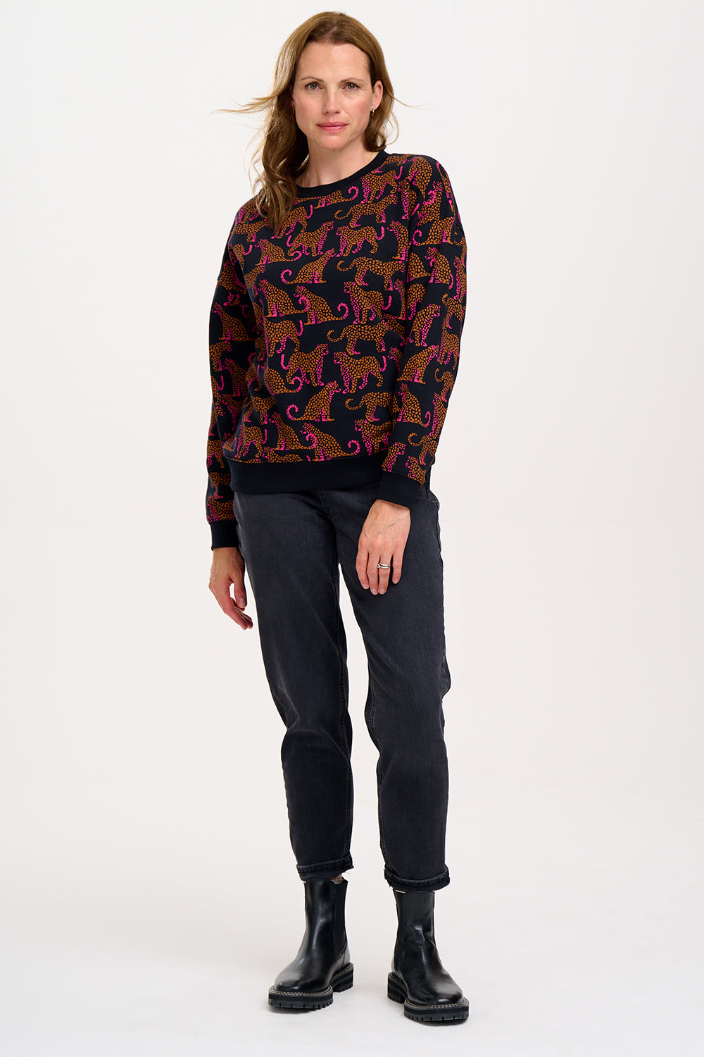 Eadie Relaxed Sweatshirt - Black, Leopard Spots