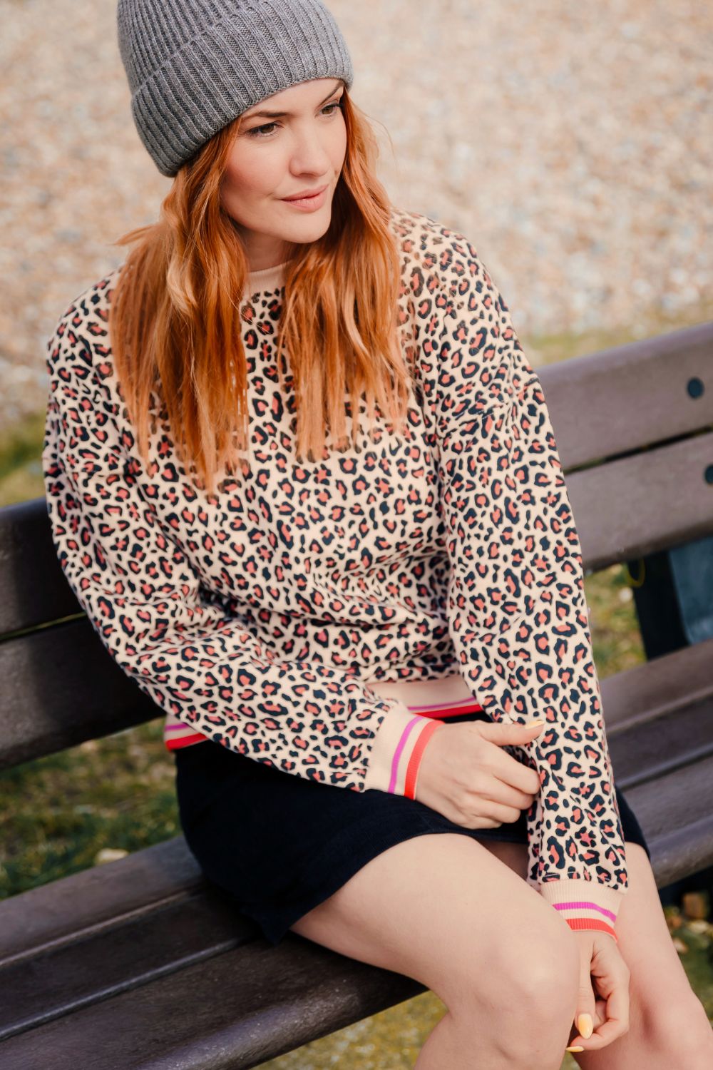 Eadie Relaxed Sweatshirt - Stone, Classic Leopard Retro Stripe